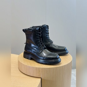 Ботинки Ferragamo с увеличенным язычко