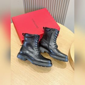 Ботинки Ferragamo с увеличенным язычко