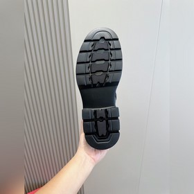 Ботинки Ferragamo с увеличенным язычко