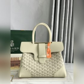 Сумка Goyard Saigon Эта сумка Saigon с