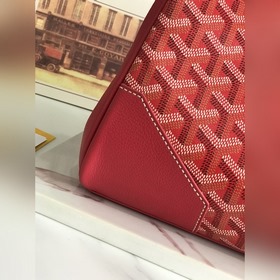 Сумка Goyard Saigon Эта сумка Saigon с