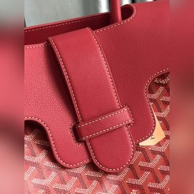 Сумка Goyard Saigon Эта сумка Saigon с