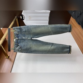 Мужские джинсы Gucci 25： подлинная зав