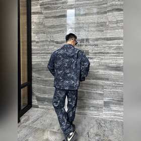 Брюки Gucci из джинсовой ткани с жакка