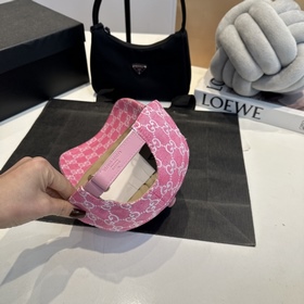 GUCCI Бейсболка Официальный сайт Новин