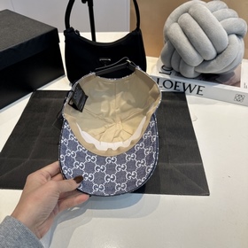 GUCCI Бейсболка Официальный сайт Новин