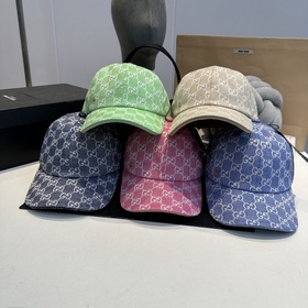 GUCCI Бейсболка Официальный сайт Новин