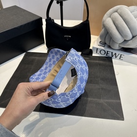 GUCCI Бейсболка Официальный сайт Новин
