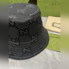 Эта рыбацкая шляпа от GU входит в нову