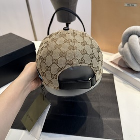 Бейсболка GUCCI  Изысканное исполне
