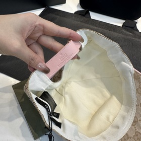 Бейсболка GUCCI  Изысканное исполне