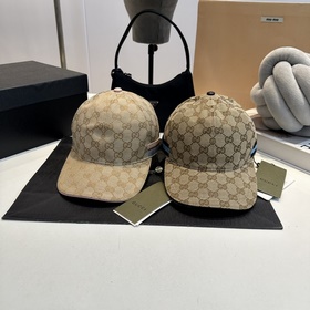 Бейсболка GUCCI  Изысканное исполне