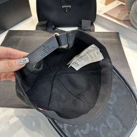 Классическая бейсболка Gucci с моногра