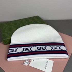 GUCCI Аутентичная шапка Официальный са
