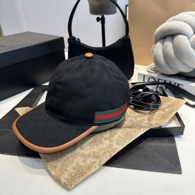 Эта модель из коллекции Gucci Lido, вд