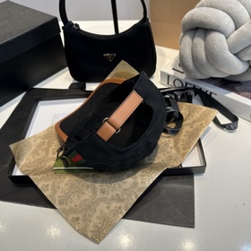 Эта модель из коллекции Gucci Lido, вд