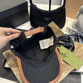 Эта модель из коллекции Gucci Lido, вд