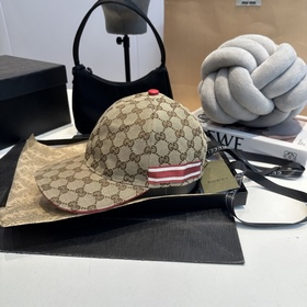 Это изделие из коллекции Gucci Lido, в
