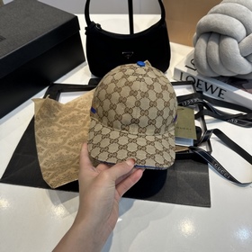 Эта модель из коллекции Gucci Lido, вд