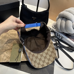 Эта модель из коллекции Gucci Lido, вд