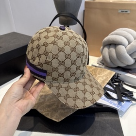Эта модель из коллекции Gucci Lido, вд