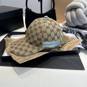 Эта модель из коллекции Gucci Lido, вд