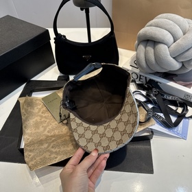 Эта модель из коллекции Gucci Lido, вд