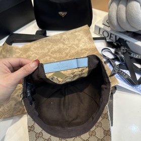 Эта модель из коллекции Gucci Lido, вд