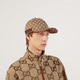 Эта модель из коллекции Gucci Lido вдо