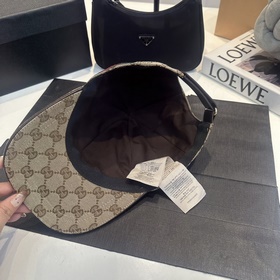 Эта модель из коллекции Gucci Lido вдо
