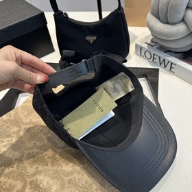 Бейсболка Gucci Знаковый мотив Gucci з