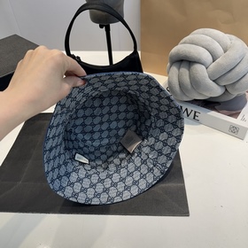 GUCCI 2026 Новинка. Шляпа рыбака из вы