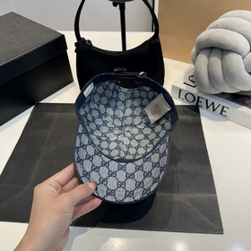 GUCCI 2026 Новинка Бейсболка из вымыто
