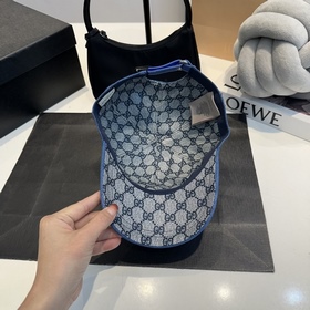 GUCCI 2026 Новинка Вымытая джинсовая б