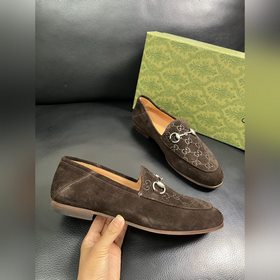 Gucci Premium Reseller IT Коллекция об