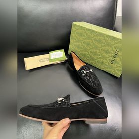 Gucci Premium Reseller IT Коллекция об