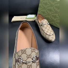 Gucci Premium Reseller IT Коллекция об
