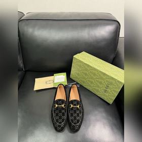 Gucci Premium Reseller IT Коллекция об