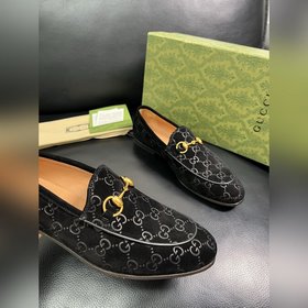 Gucci Premium Reseller IT Коллекция об