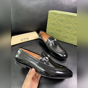Gucci Premium Reseller IT Коллекция об