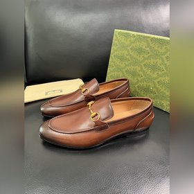 Gucci Premium Reseller IT Коллекция об