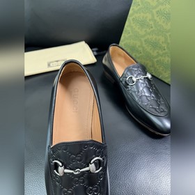 Gucci Premium Reseller IT Коллекция об