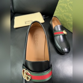Gucci Premium Reseller IT Коллекция об