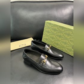 Gucci Premium Reseller IT Коллекция об