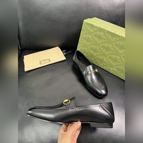 Gucci Premium Reseller IT Коллекция об