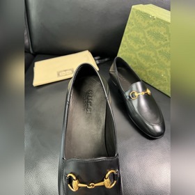 Gucci Premium Reseller IT Коллекция об