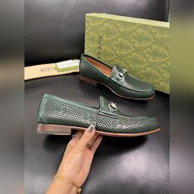 Gucci Premium Reseller IT Коллекция об