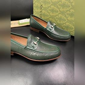 Gucci Premium Reseller IT Коллекция об