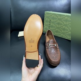 Gucci Premium Reseller IT Коллекция об