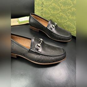 Gucci Premium Reseller IT Коллекция об
